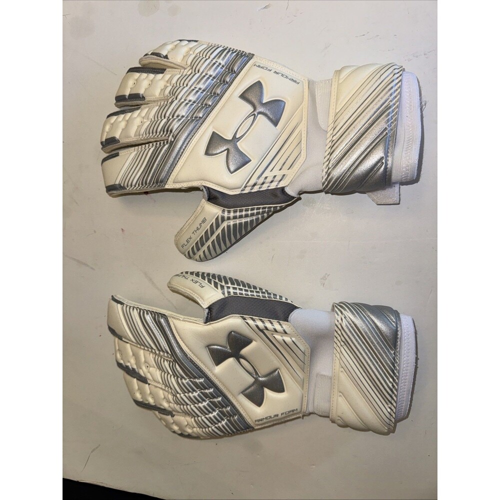 Under Armour Magnetico size 9 Premier Goalkeeper Gloves White Silver 1305519-102